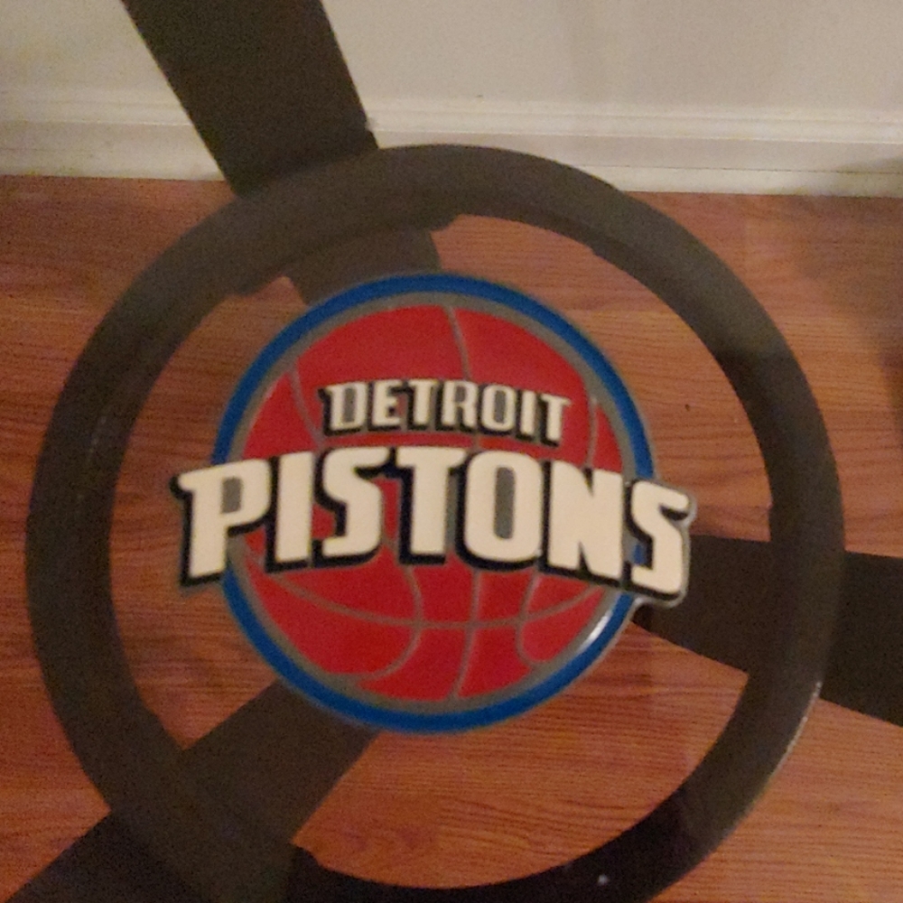 NBA Detroit Pistons Belt Buckle